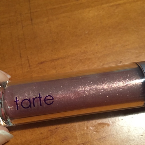 Tarte Vitamin- Infused Lipgloss - Picture 2 of 6